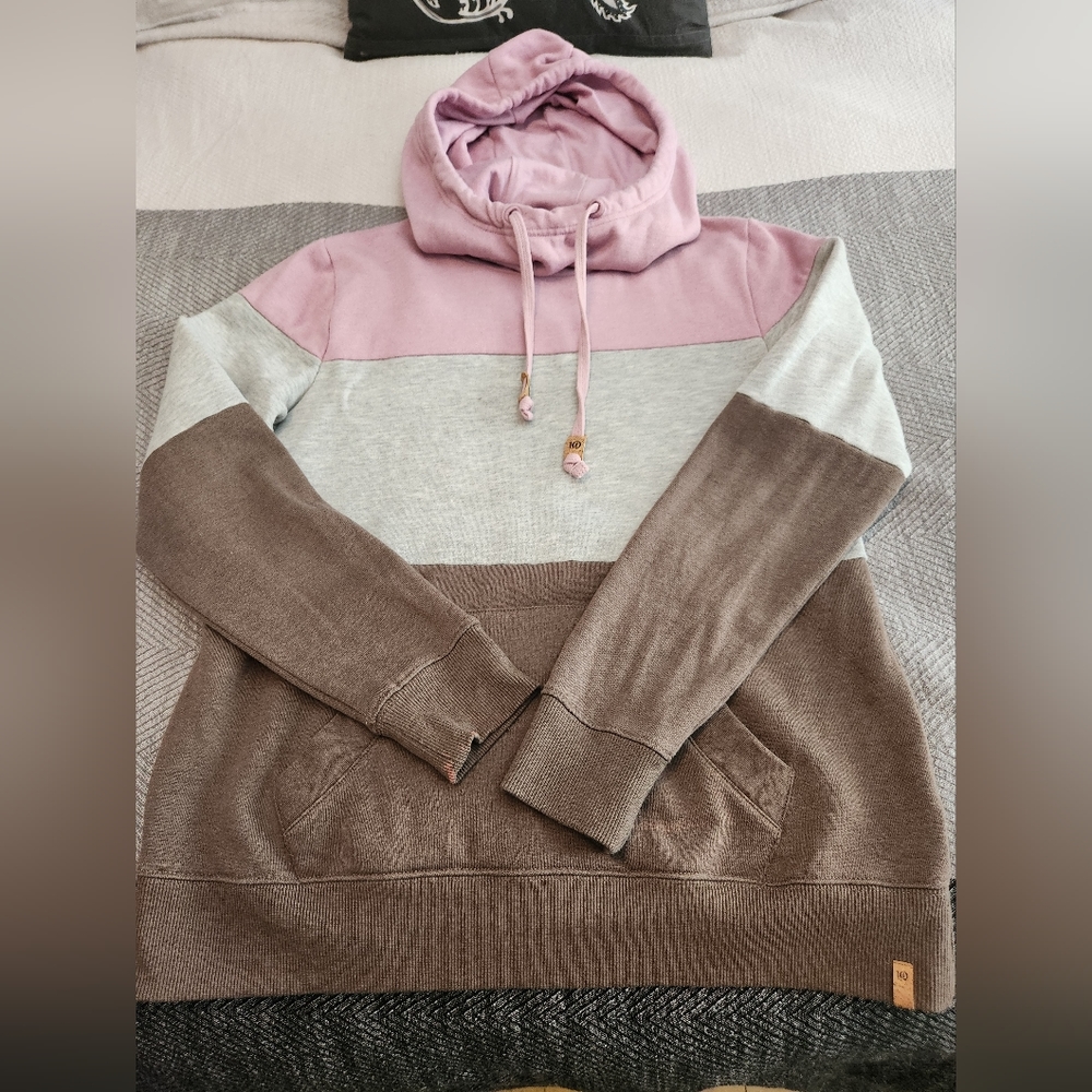 Woman's tentree